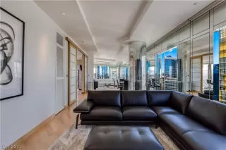 Photo #2: 2356292 Listing 