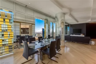 Photo #5: 2356292 Listing 