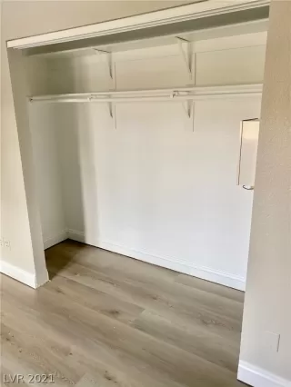 Photo #2: 2356306 Listing 