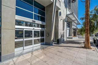 Photo #2: 2356348 Listing 