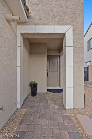 Photo #2: 2356383 Listing 