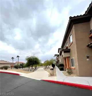 Photo #1: 2356395 Listing 