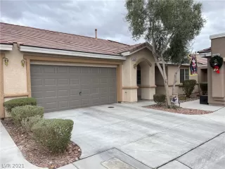 Photo #1: 2356408 Listing 