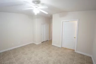 Photo #6: 2356408 Listing 