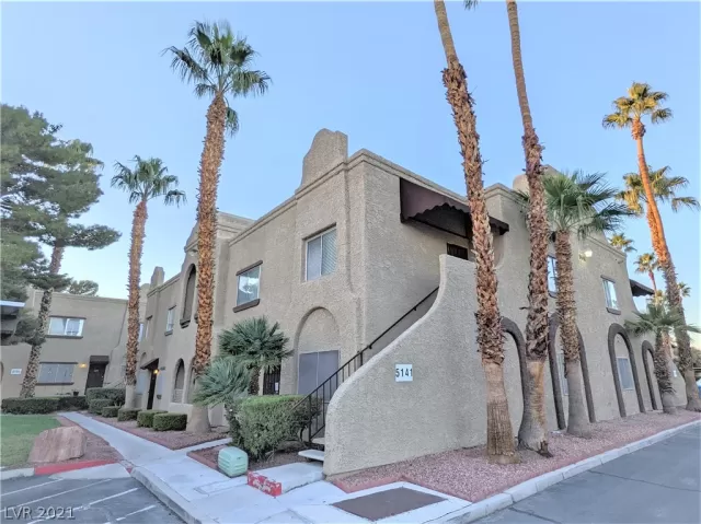 MLS: 2356419 Condo For Sale