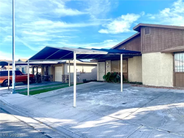 MLS: 2356436 Condo For Sale