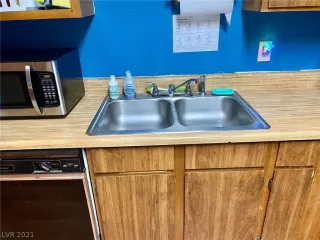 Photo #6: 2356436 Listing