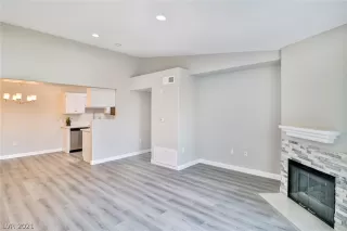 Photo #6: 2356445 Listing