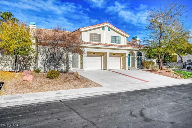 MLS: 2356449 Condo For Sale