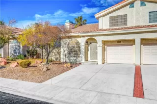 Photo #2: 2356449 Listing