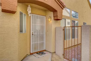 Photo #3: 2356475 Listing 