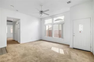 Photo #4: 2356475 Listing 