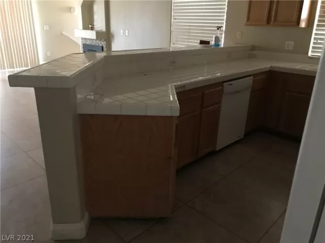 MLS: 2356476 Condo For Sale