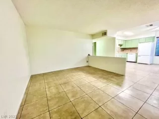 Photo #3: 2356514 Listing