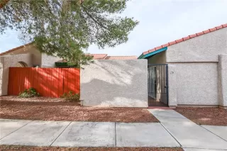 Photo #1: 2356550 Listing 