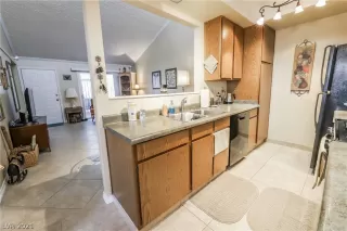 Photo #3: 2356550 Listing 