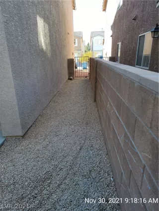 Photo #2: 2356601 Listing 