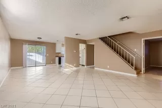 Photo #2: 2356679 Listing 