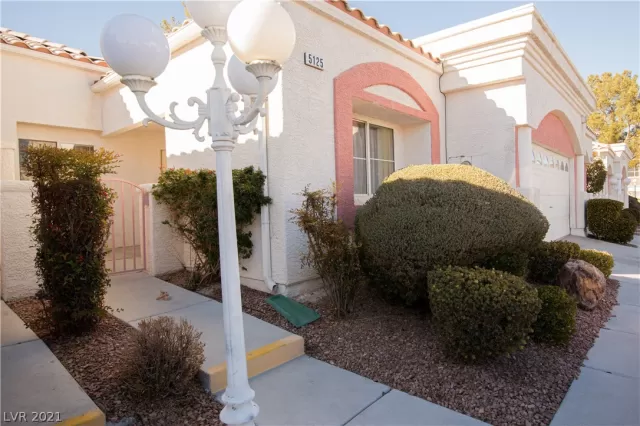 MLS: 2356712 Condo For Sale