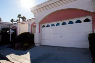 Photo #1: 2356712 Listing