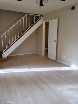 Photo #1: 2356766 Listing