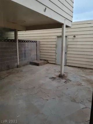 Photo #4: 2356766 Listing