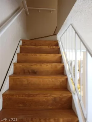 Photo #6: 2356766 Listing