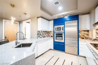 Photo #2: 2356770 Listing