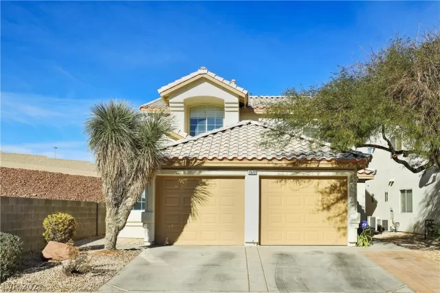 MLS: 2356867 Condo For Sale