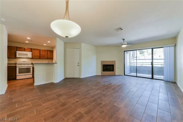 MLS: 2356911 Condo For Sale