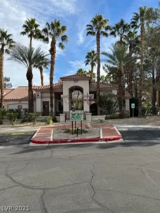 Photo #1: 2356925 Listing