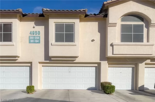 MLS: 2356930 Condo For Sale