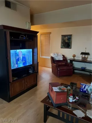 Photo #3: 2356932 Listing 