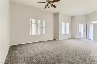 Photo #3: 2356978 Listing