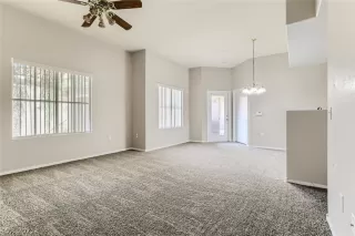 Photo #6: 2356978 Listing