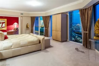 Photo #1: 2356981 Listing