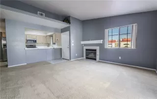 Photo #5: 2357000 Listing