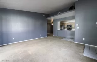 Photo #6: 2357000 Listing