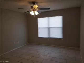 Photo #2: 2357010 Listing