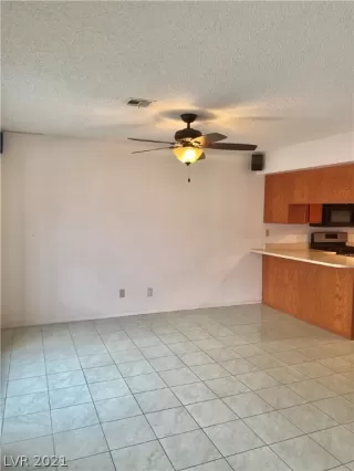 Photo #6: 2357020 Listing