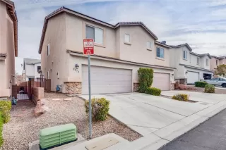 Photo #2: 2357059 Listing