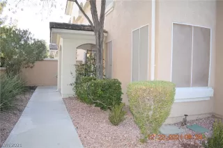 Photo #1: 2357079 Listing 