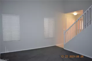 Photo #5: 2357079 Listing 