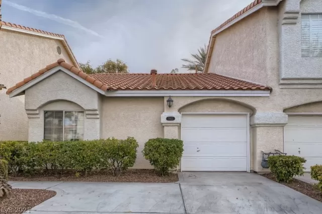 MLS: 2357105 Condo For Sale