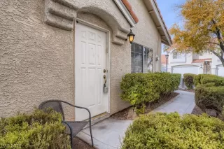 Photo #3: 2357105 Listing