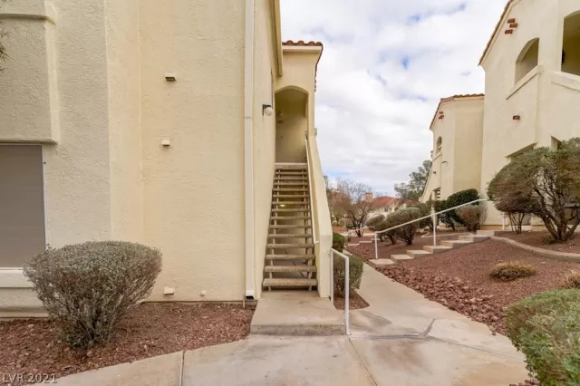 MLS: 2357156 Condo For Sale