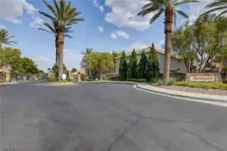 Photo #2: 2357163 Listing