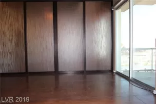 Photo #6: 2357178 Listing