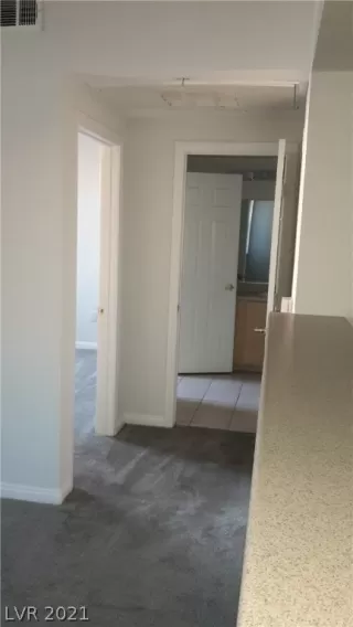 Photo #6: 2357215 Listing