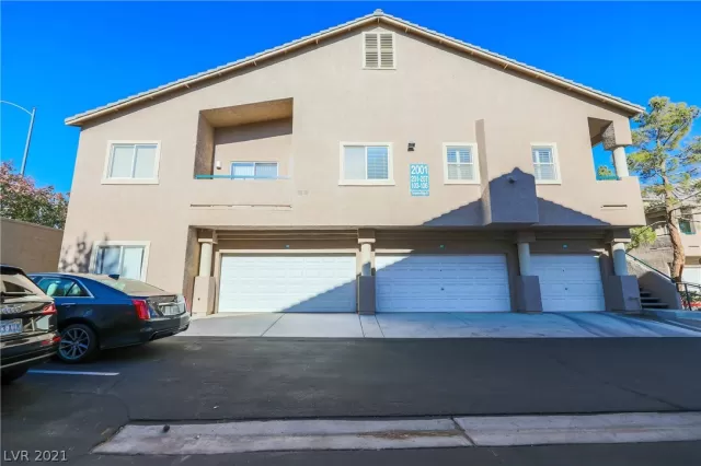 MLS: 2357262 Condo For Sale